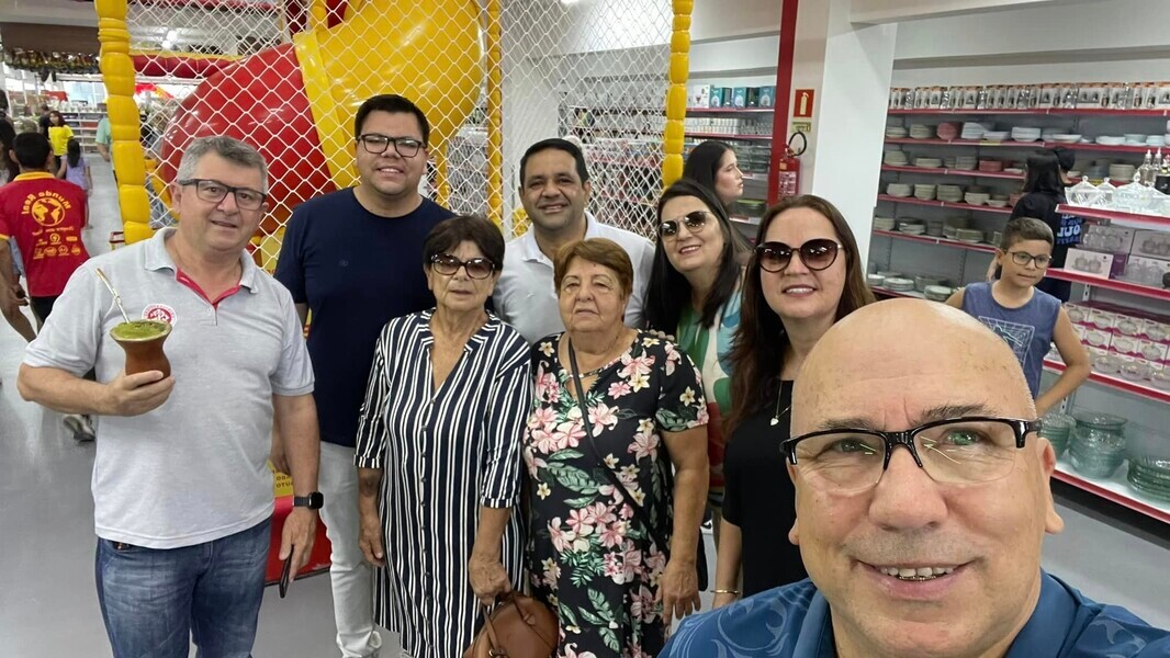 comercio-em-desenvolvimento-expansao-prefeito-municipal-participou-da-inauguracao-da-loja-mundo-real