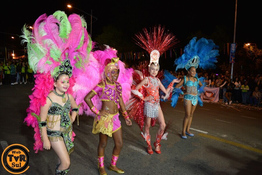 sucesso-total-no-carnaval-de-rua-de-rosario-do-sul