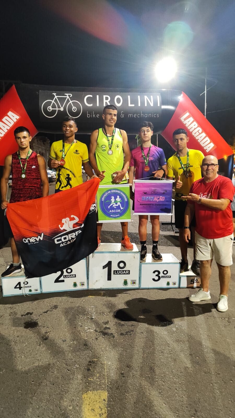 3-corrida-do-natal-encantado-reuniu-mais-de-100-atletas