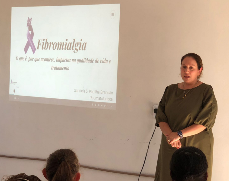 esf-03-promove-atividade-alusiva-ao-fevereiro-roxo-com-foco-na-fibromialgia