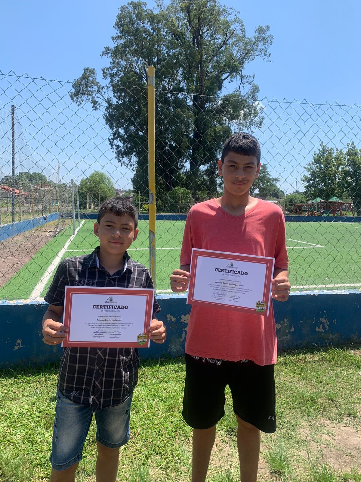 esporte-secretaria-municipal-de-desporto-turismo-e-cultura-entregam-certificados
